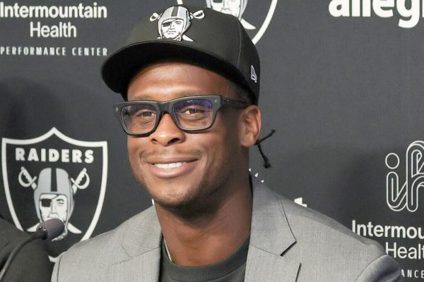 Veteran Quarterbacks Like Sam Darnold and Geno Smith: Game-Changers for NFL Teams in 2025