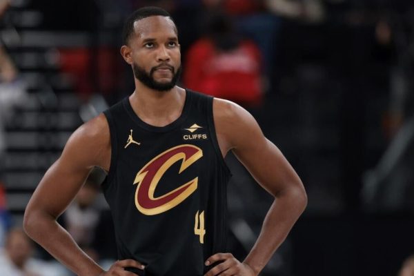 2024-25 NBA All-Defensive Teams Highlight Evan Mobley and Draymond Green as Elite Defenders