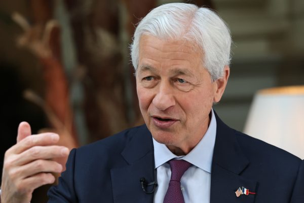 Jamie Dimon Warns AI Could Accelerate U.S. Economic Deterioration