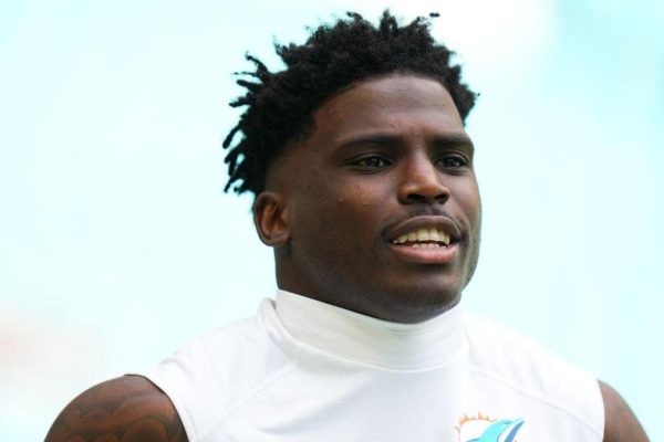 Dolphins’ Tyreek Hill Shows Off Lightning Fast 100m Time Ahead of Potential Race with Olympic Gold Medalist Noah Lyles