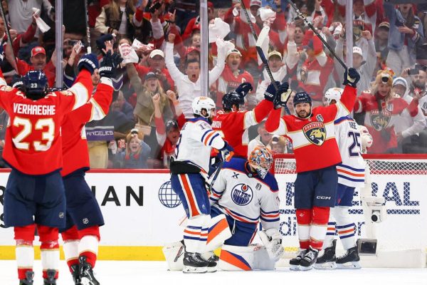 Reinhart’s Hat Trick Secures Panthers’ Consecutive Stanley Cups