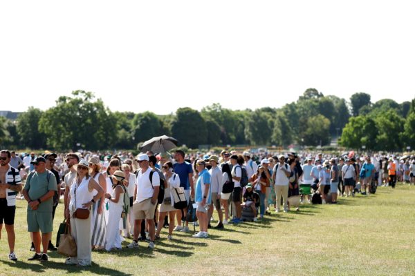 Wimbledon Queue: Tennis & Waiting
